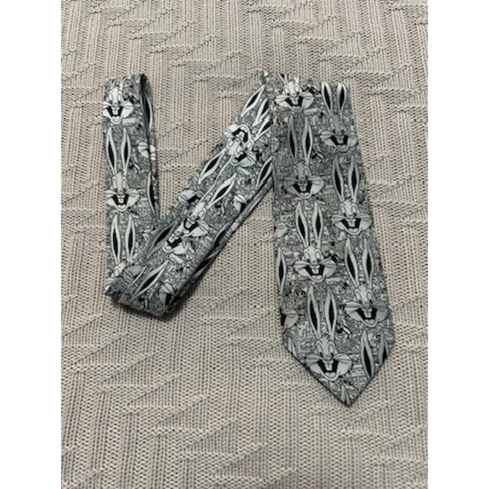 Vintage Warner Brothers bugs bunny silk tie